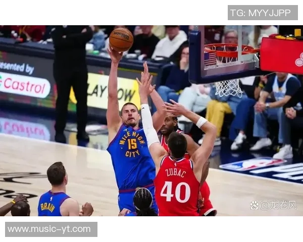 快船与掘金季后赛第六场激战回顾与精彩瞬间分析